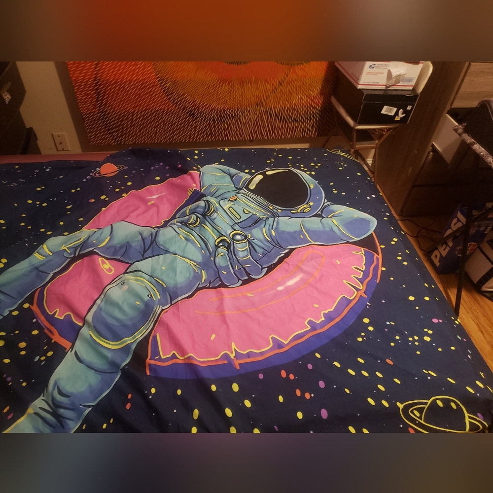 Space Tapestries 80x10